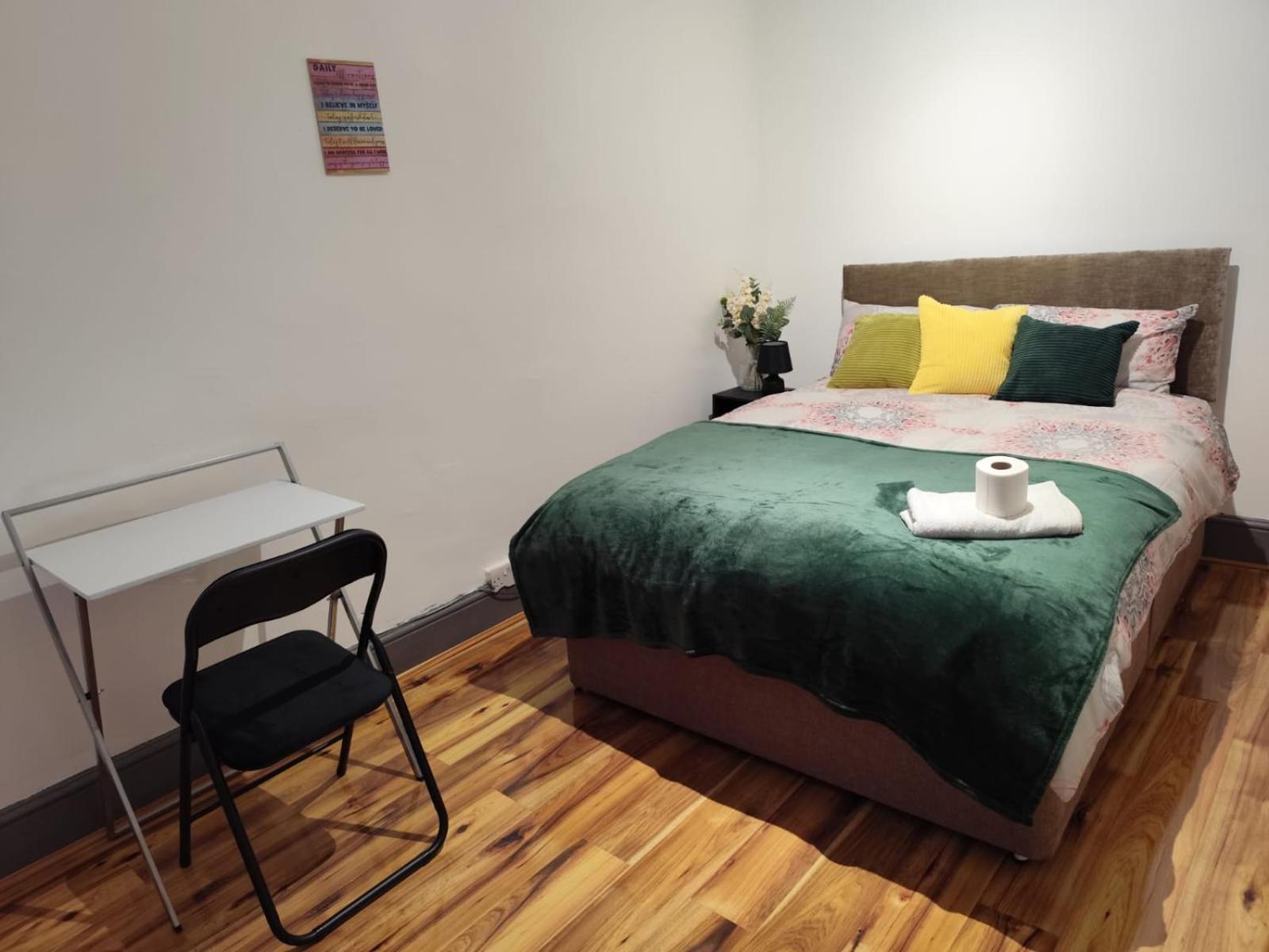Casa de hóspedes Double-bedroom In The Heart Of Harpurhey Perfect For Short *